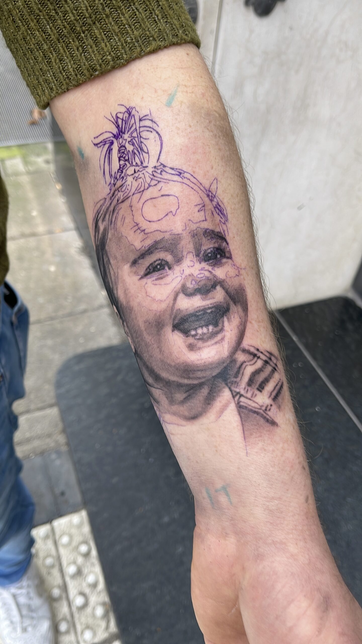 Tattoo-Arbeit, Bein